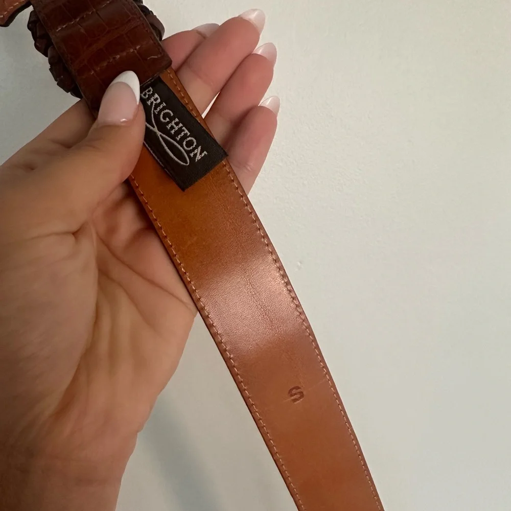 Brighton Brown Leather Croc-Embossed Belt 31” – GUC